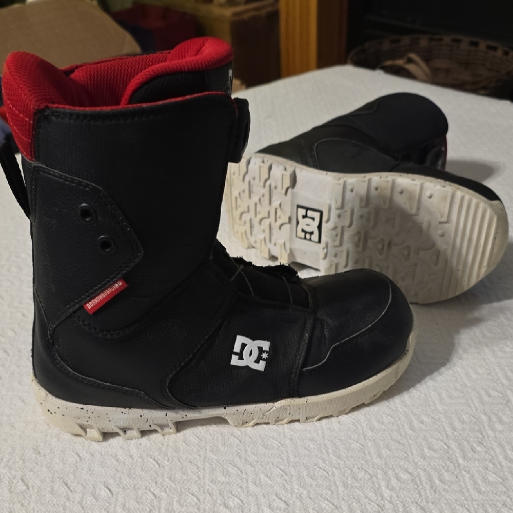 DC Kids Black and Red Snowboard Boots